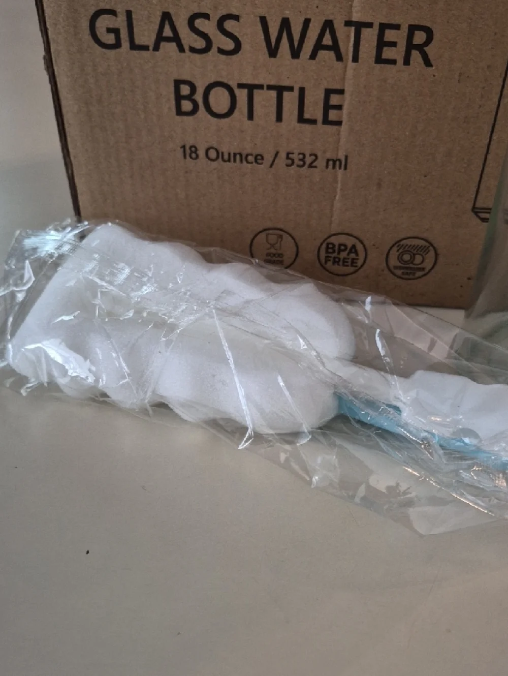 NIB‎ Set Of 6 Glass Water Bottles with Stainless Steel Cap - Clear